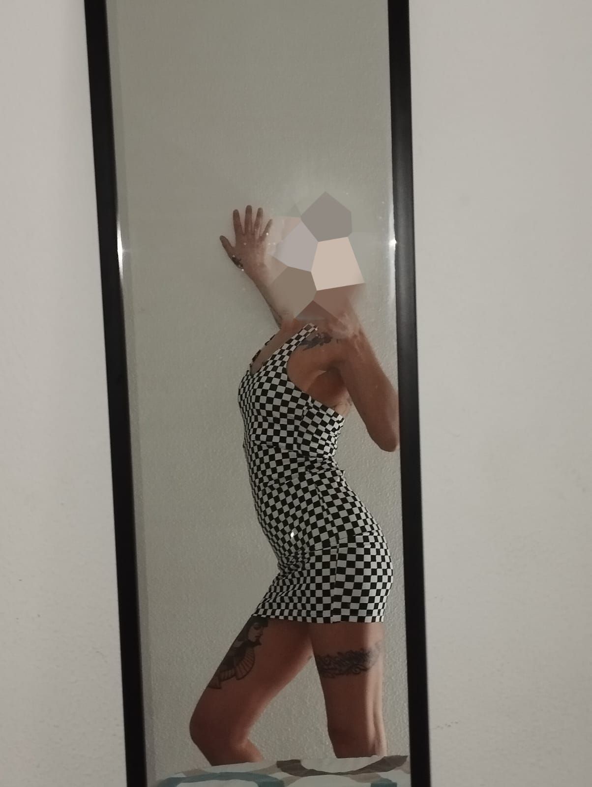 624047520